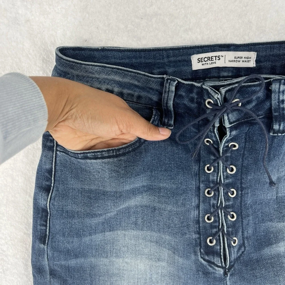 Secrets With‎ Love Super High Narrow Waist Lace-Up Skinny Jean Womens Juniors 11